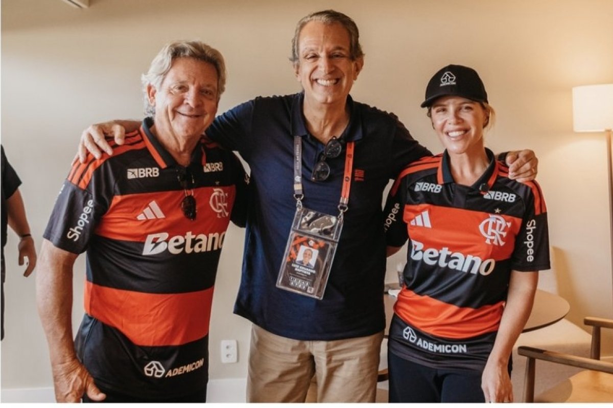 Ademicon estreia na camisa do Flamengo em jogo no Maracanã! 