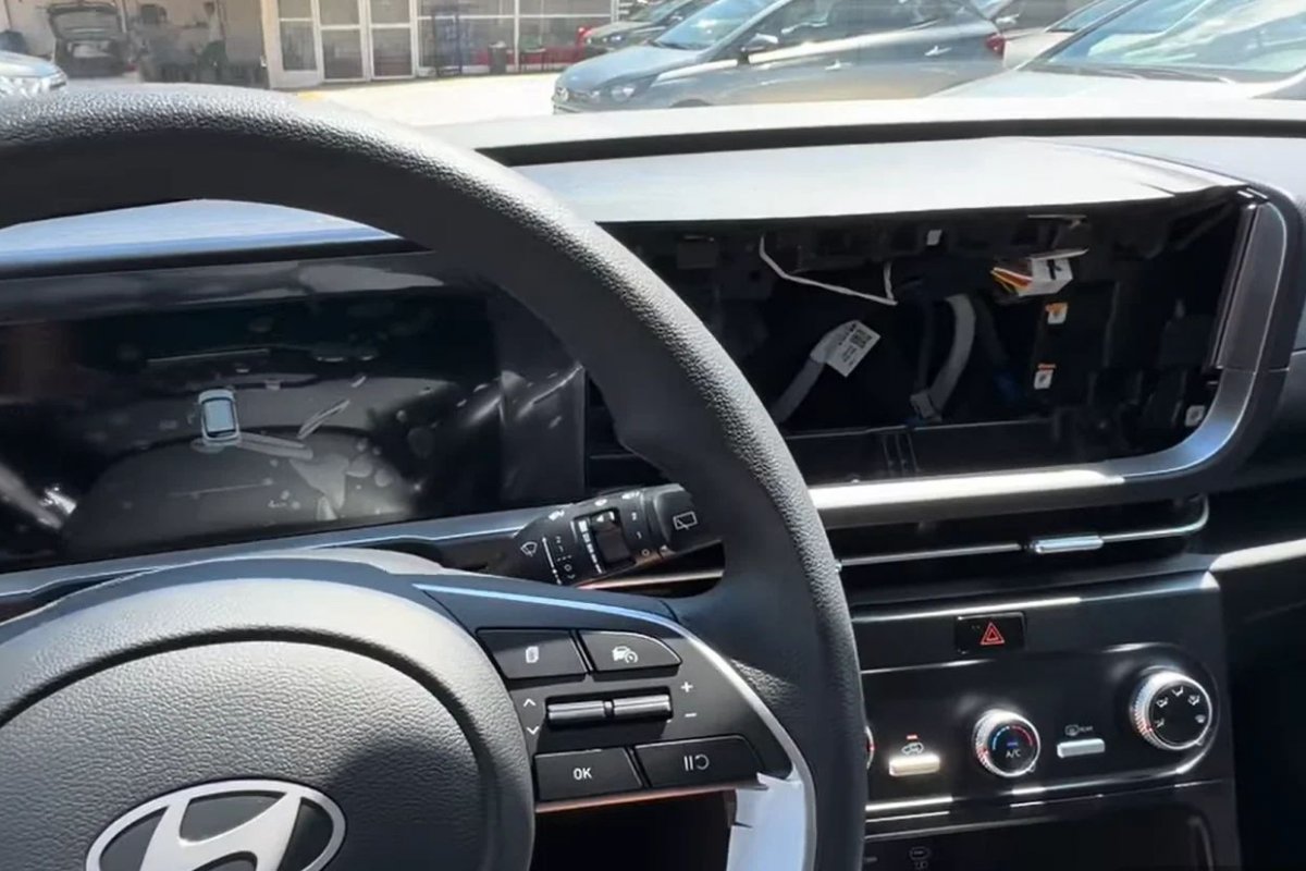 Hyundai entrega Creta Action para PCD sem tampão no painel e gera polêmica nas redes