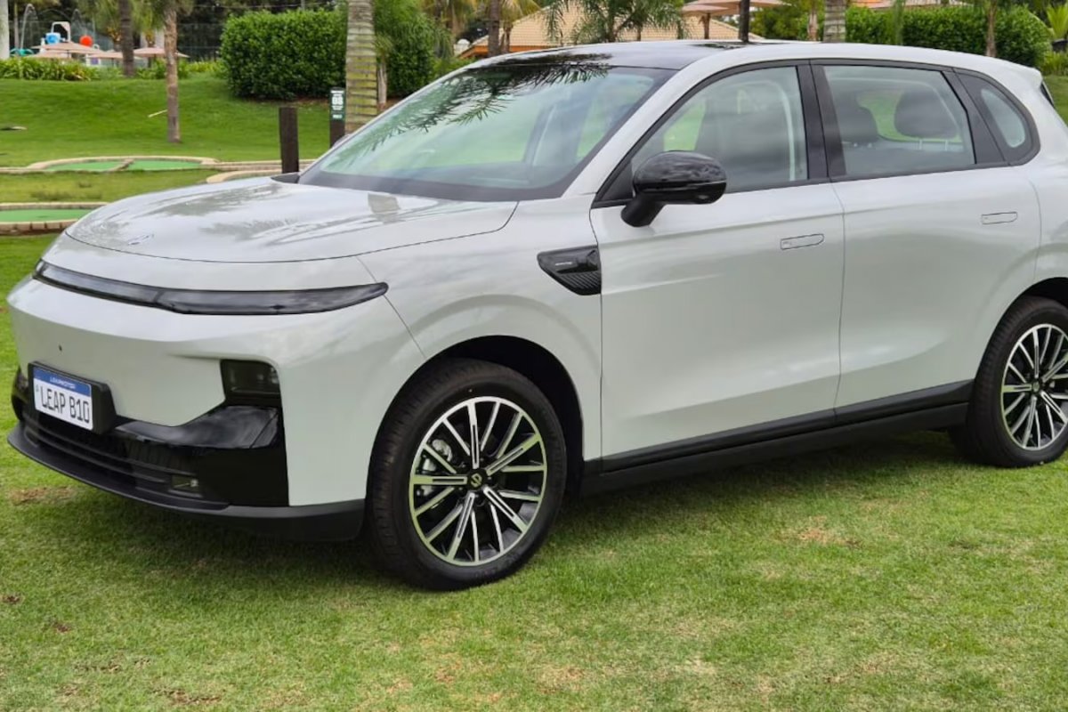 Leapmotor B10 estreia no país com preço de T-Cross e tamanho de Jeep Compass