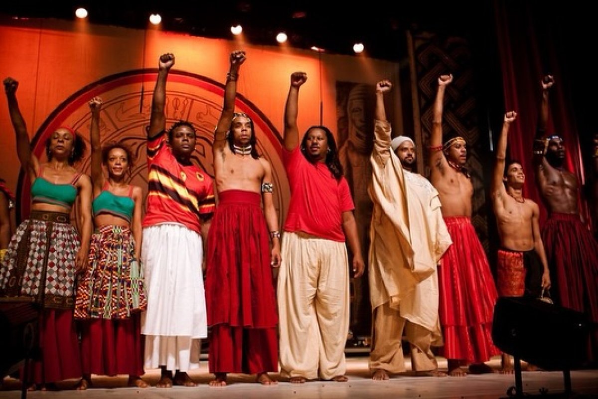 Bando de Teatro Olodum é reconhecido como patrimônio cultural imaterial de Salvador