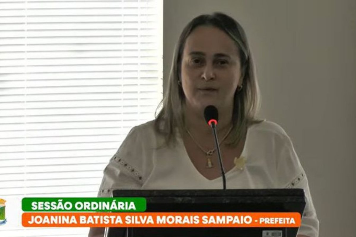 Vídeo: Prefeita de Livramento de Nossa Senhora expõe rombo de R$ 190 milhões nos cofres da cidade