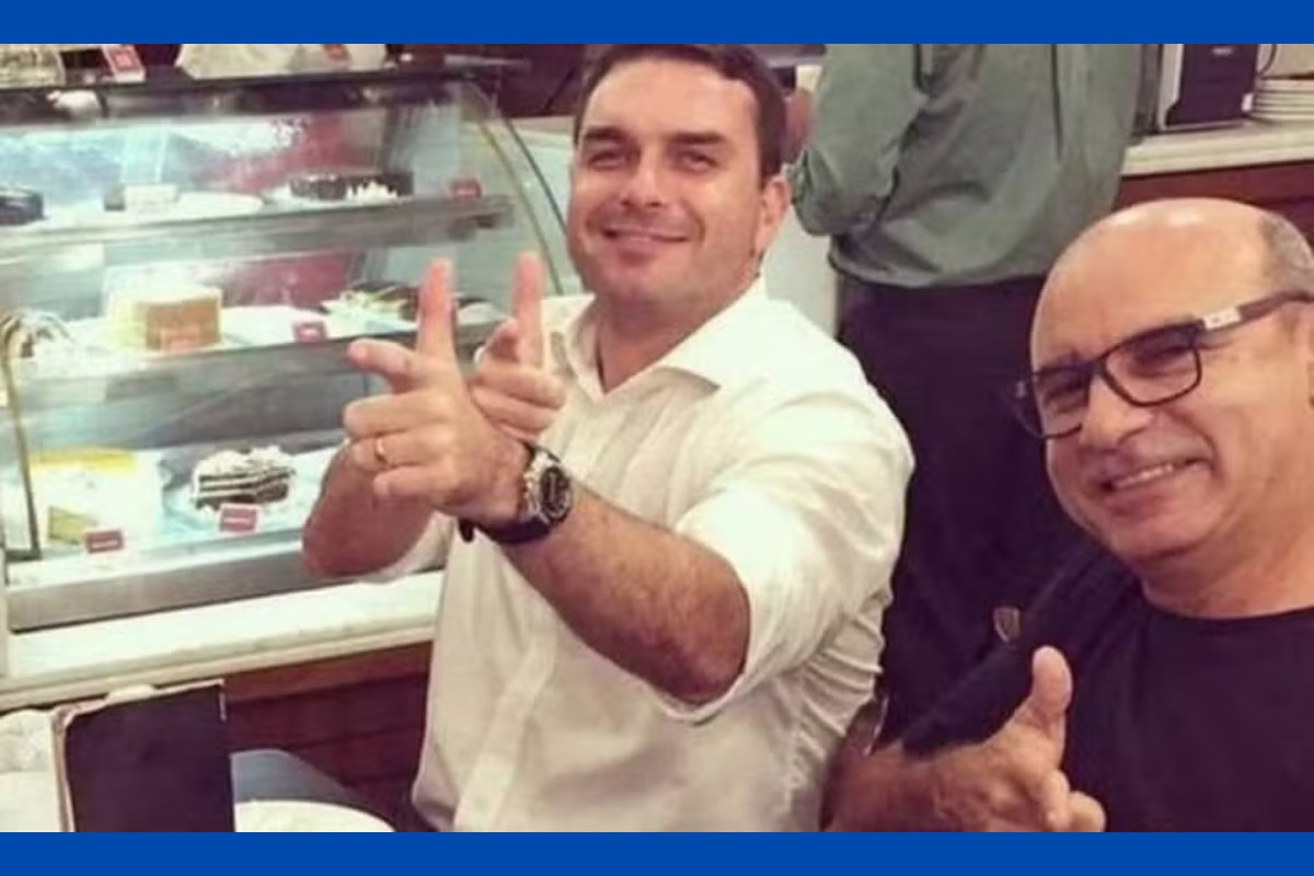 Oito anos após acusação de rachadinha no gabinete de Flávio Bolsonaro, Queiroz mantém influência em cargos públicos e vira 'xerife' no Rio