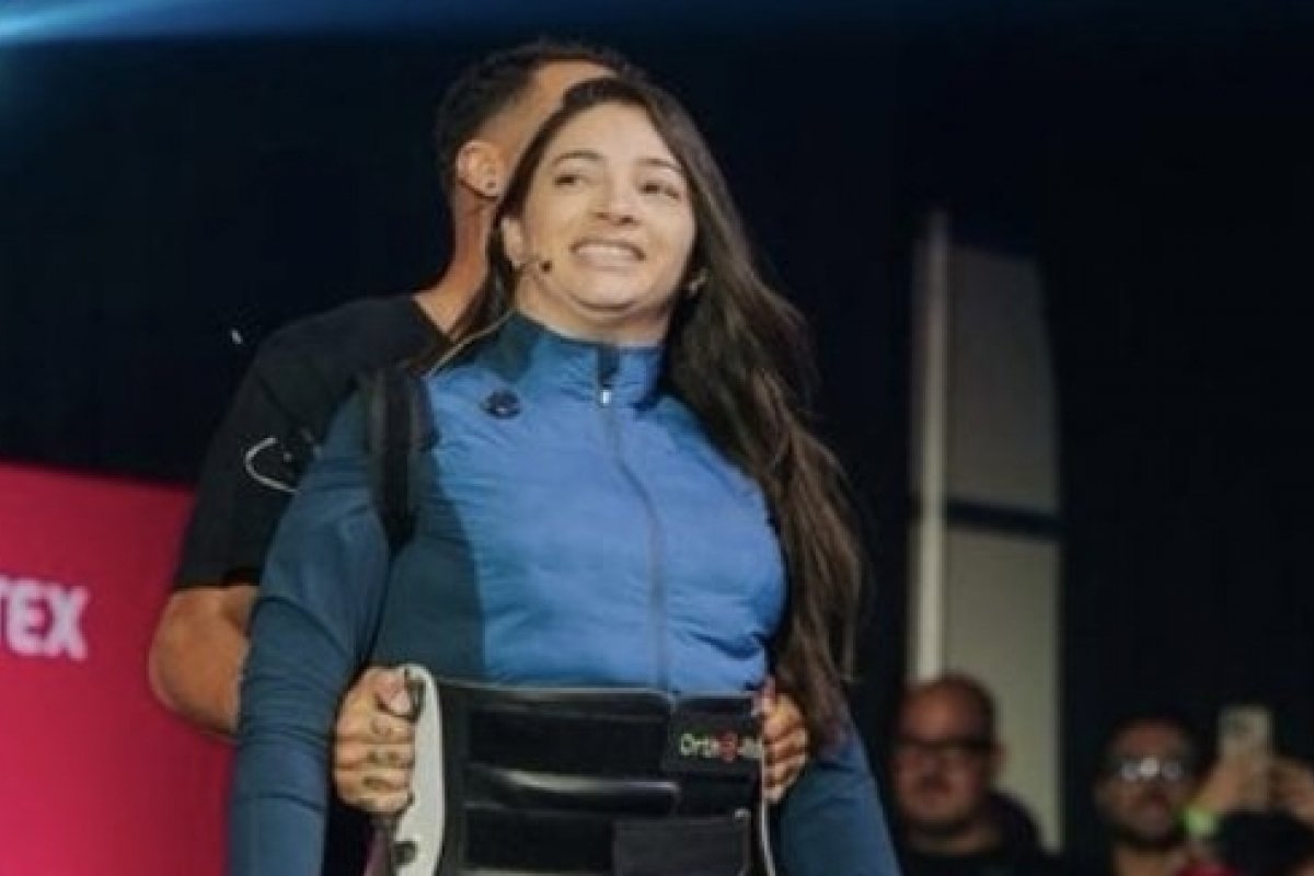  Laís Souza emociona ao surgir em pé e homenagear cientista brasileira premiada por avanço em lesões medulares! 
