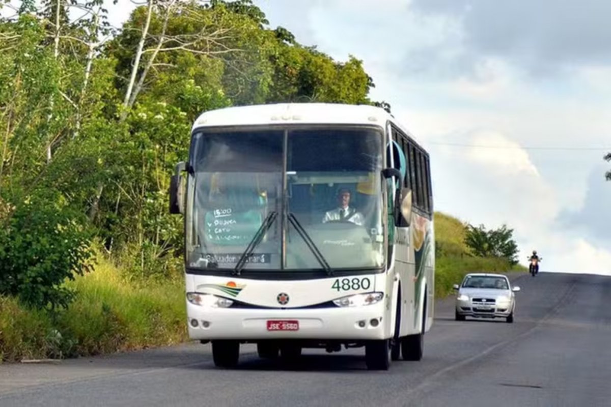 Passageiros poderão transferir bilhetes do transporte intermunicipal na Bahia a terceiros
