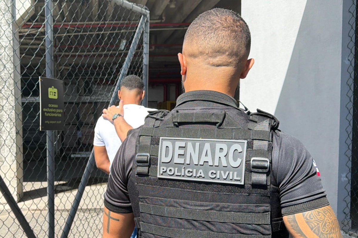 Suspeito de ser o mandante do sequestro de três mulheres em shopping de Salvador é transferido para presídio de segurança máxima