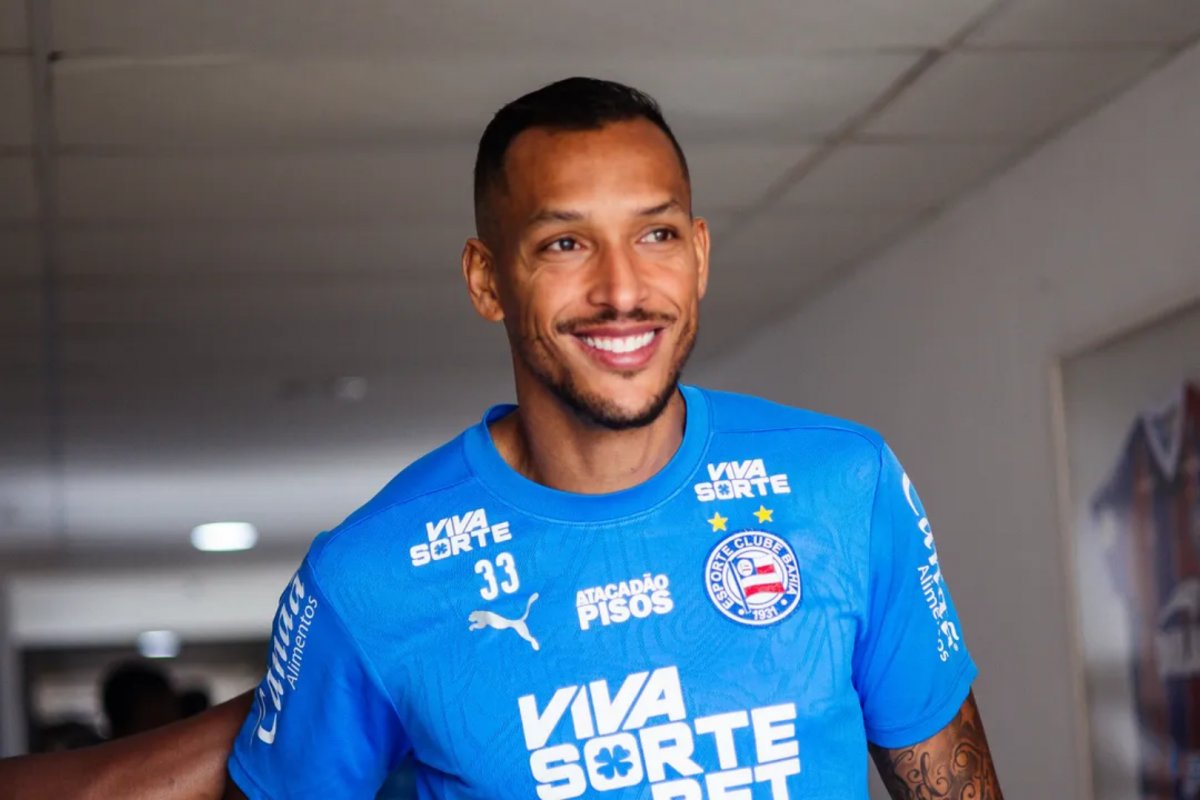 Bahia consegue efeito suspensivo e terá David Duarte em jogo contra o Flamengo neste domingo (19)
