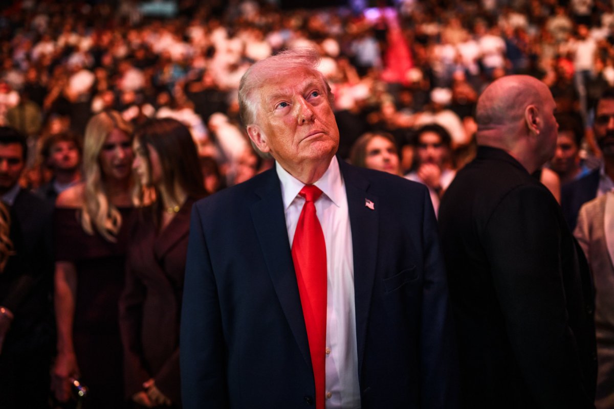 Trump manda acelerar acesso a psicodélicos