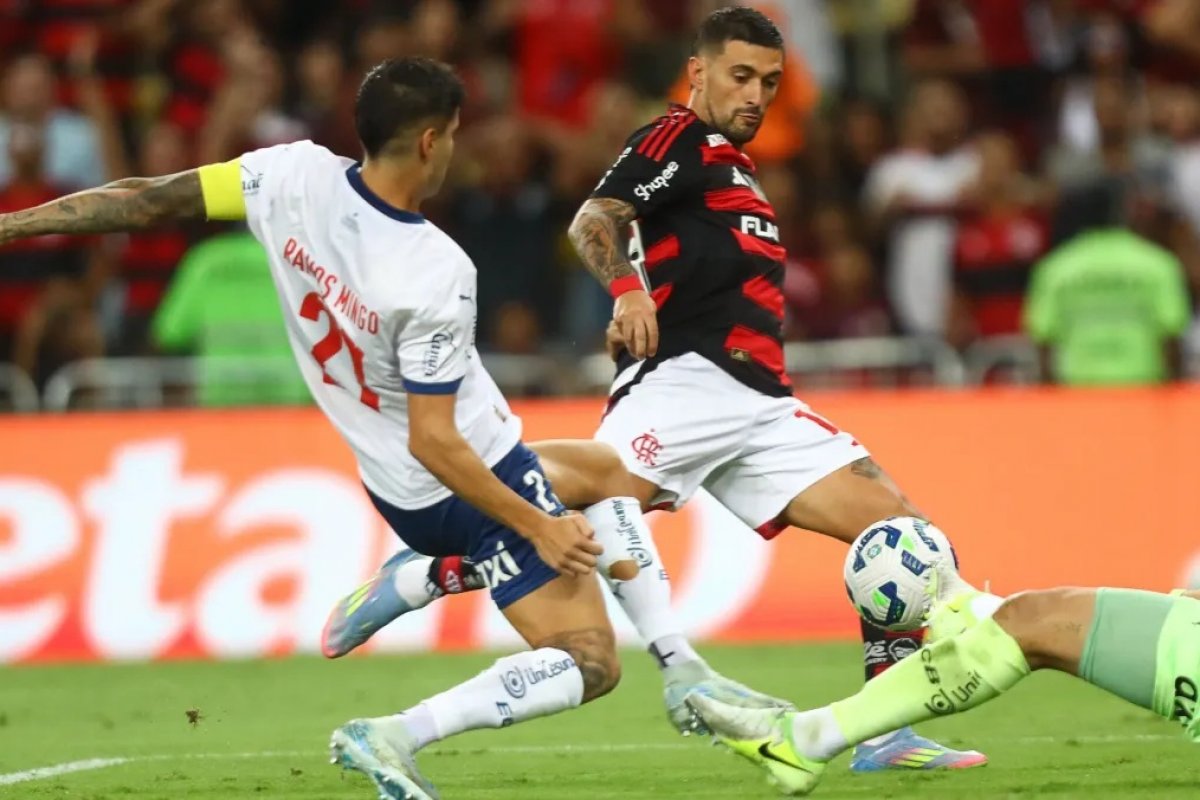 De olho na vice-liderança, Bahia tenta superar tabu de 32 anos contra o Flamengo 