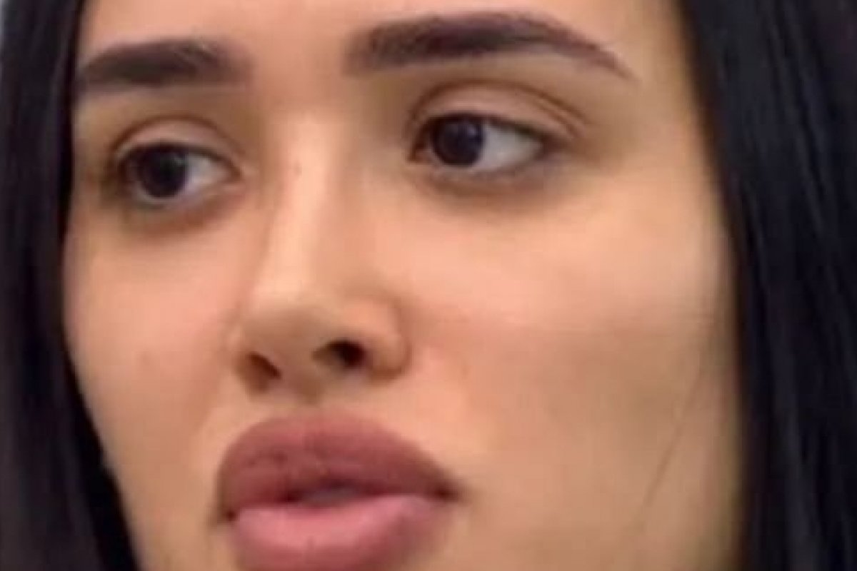BBB 26: Jordana se pronuncia após voltar a ser alvo de críticas nas redes sociais por conta de uma antiga polêmica envolvendo o uso de cota racial em um concurso público!  