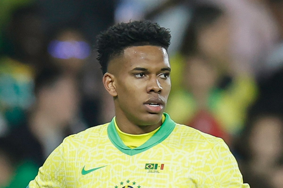 Estêvão sofre lesão e Brasil pode ter segunda baixa para Copa 