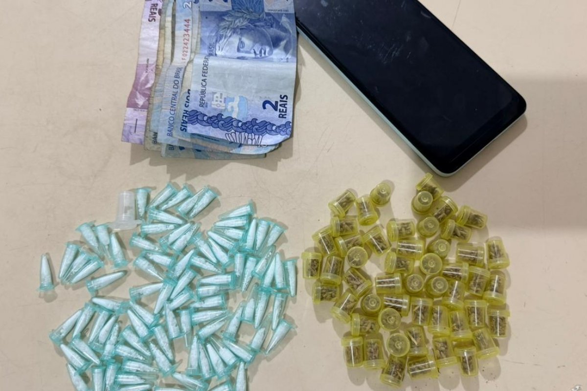 PM prende suspeito por tráfico de drogas em Campinas de Pirajá