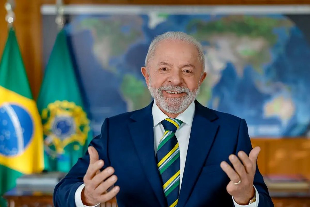 Pesquisa Atlas/Bloomberg: Lula vence em todos os cenários do 1º turno e intenções de voto tem estabilidade entre março e abril
