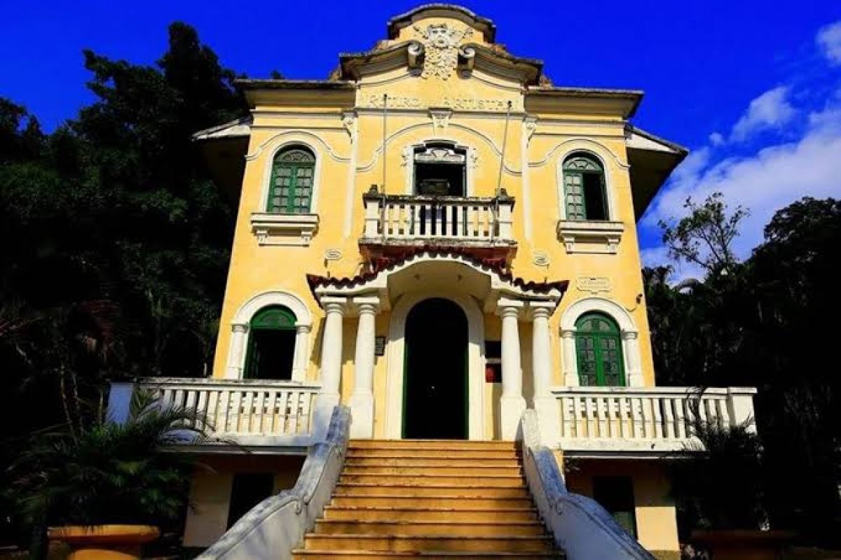 Netflix instala estúdio dentro do Retiro dos Artistas, no Rio de Janeiro, para formar e recrutar atores veteranos para trabalhos de dublagem! 