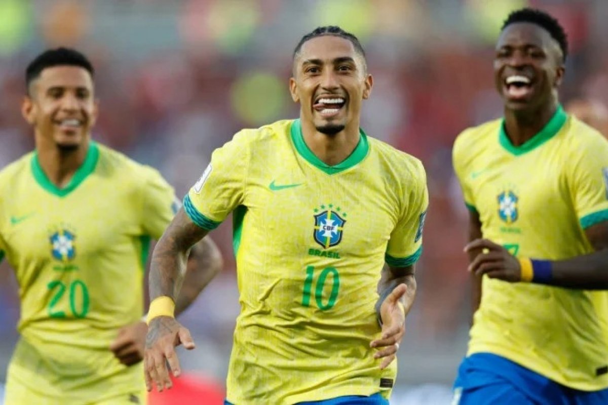 Trajes para viagem da Seleção para Copa têm imagens divulgadas; confira 