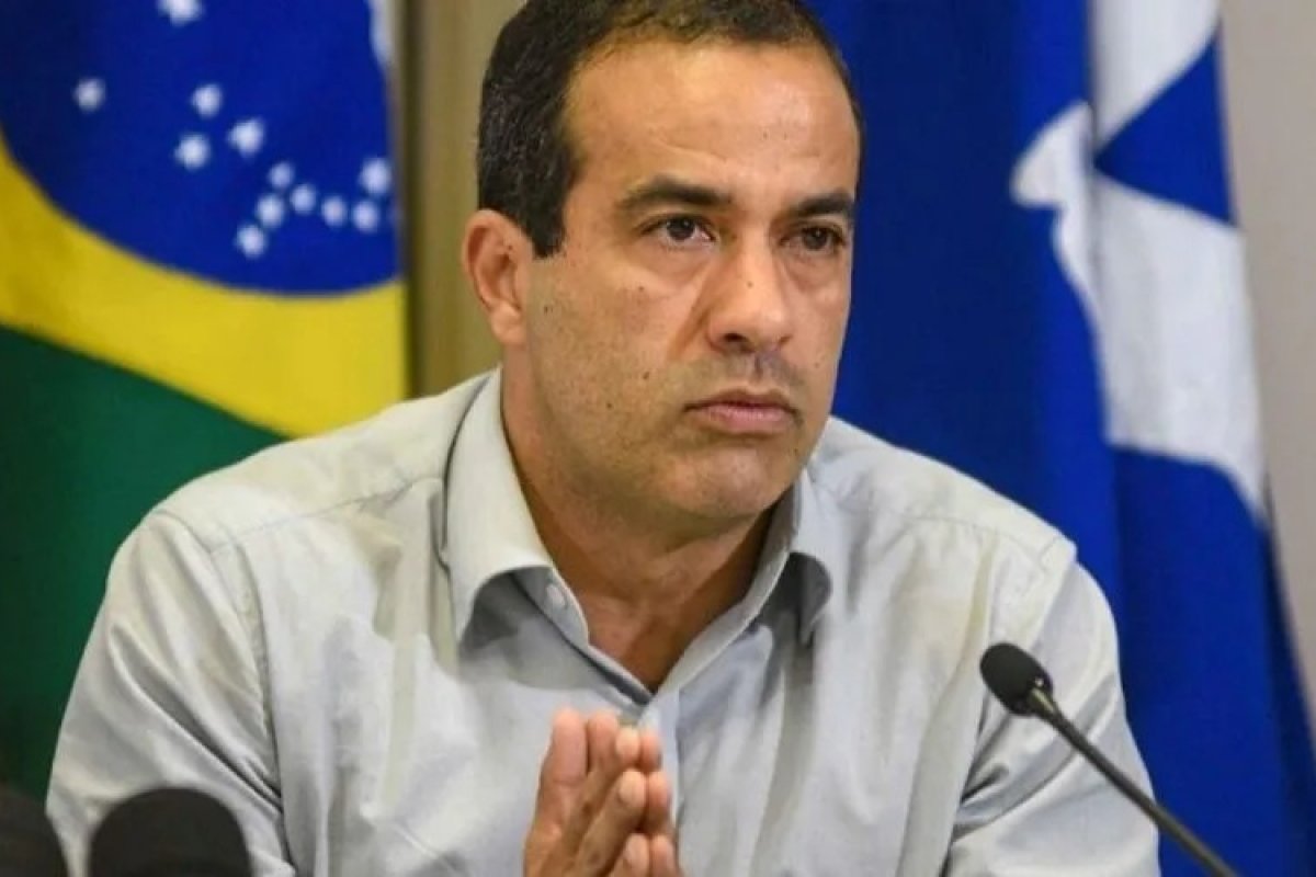 Vídeo: Bruno Reis dá novo prazo para entrega de materiais escolares para alunos da rede municipal