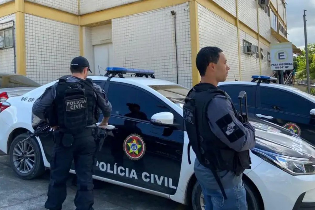Suspeito de agredir patroa até a morte com escultura de madeira é preso no Rio de Janeiro