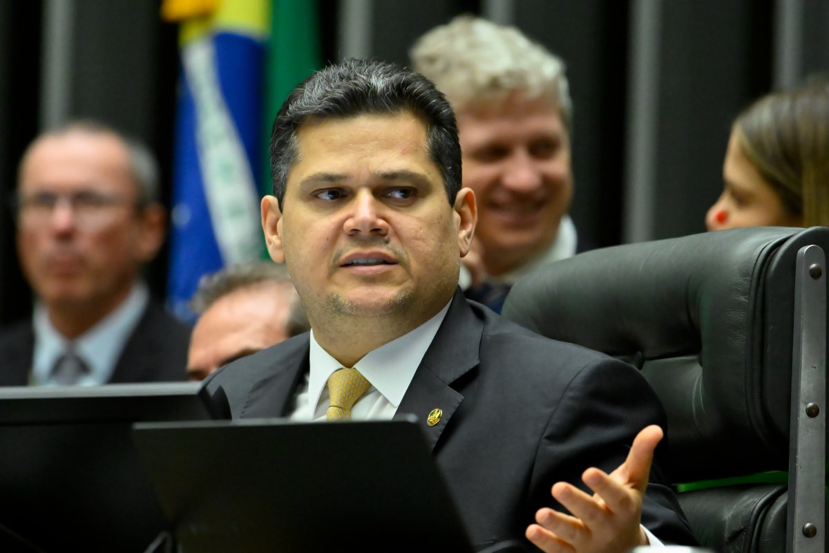 Alcolumbre não pretende pautar PEC da Segurança Pública no Senado por agora, diz coluna