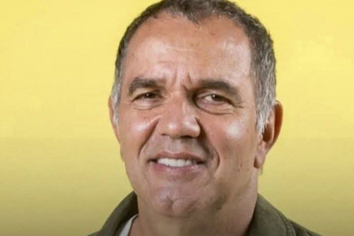 Ator Humberto Martins assina contrato com a Record! 