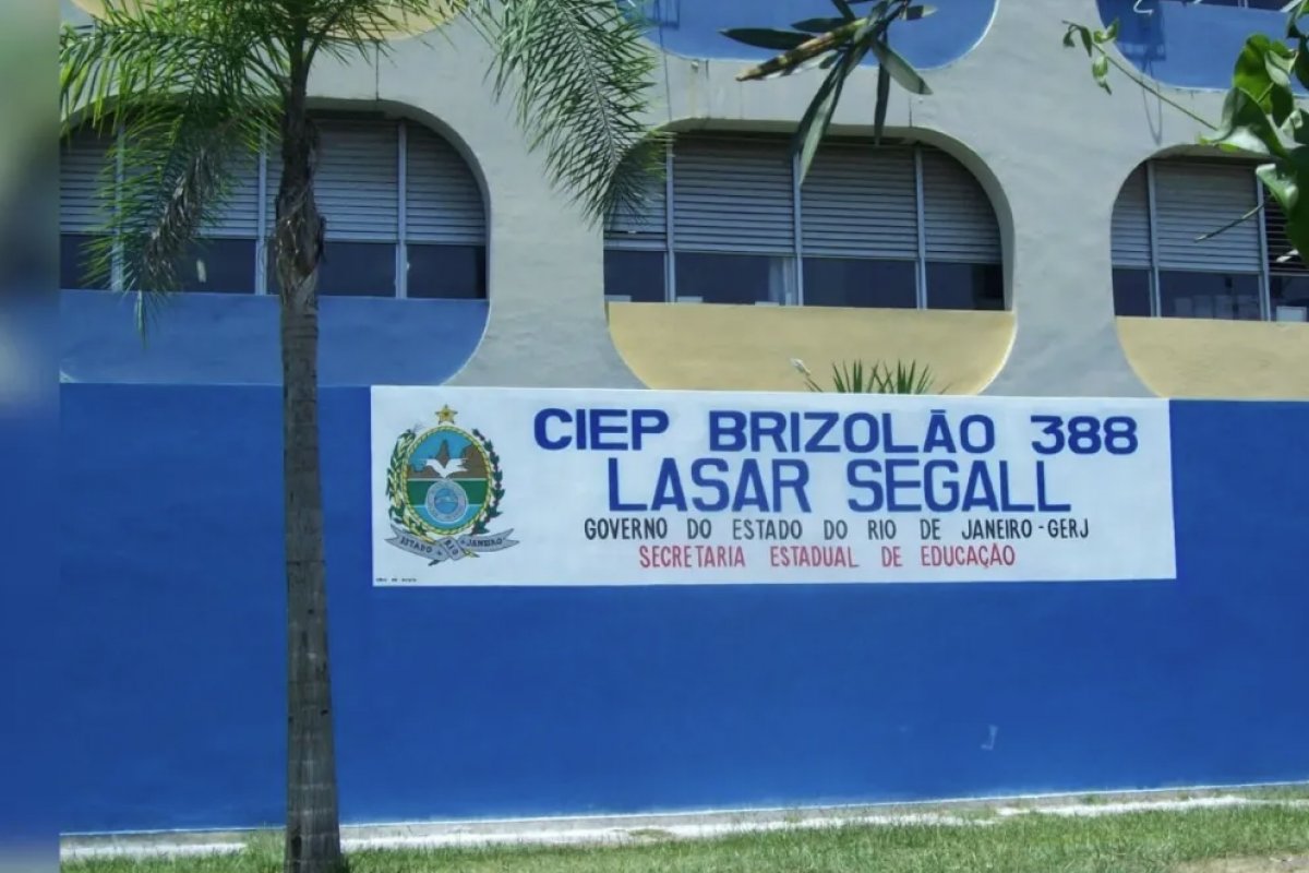 Oito estudantes ficam feridos após explosão em escola de Belford Roxo