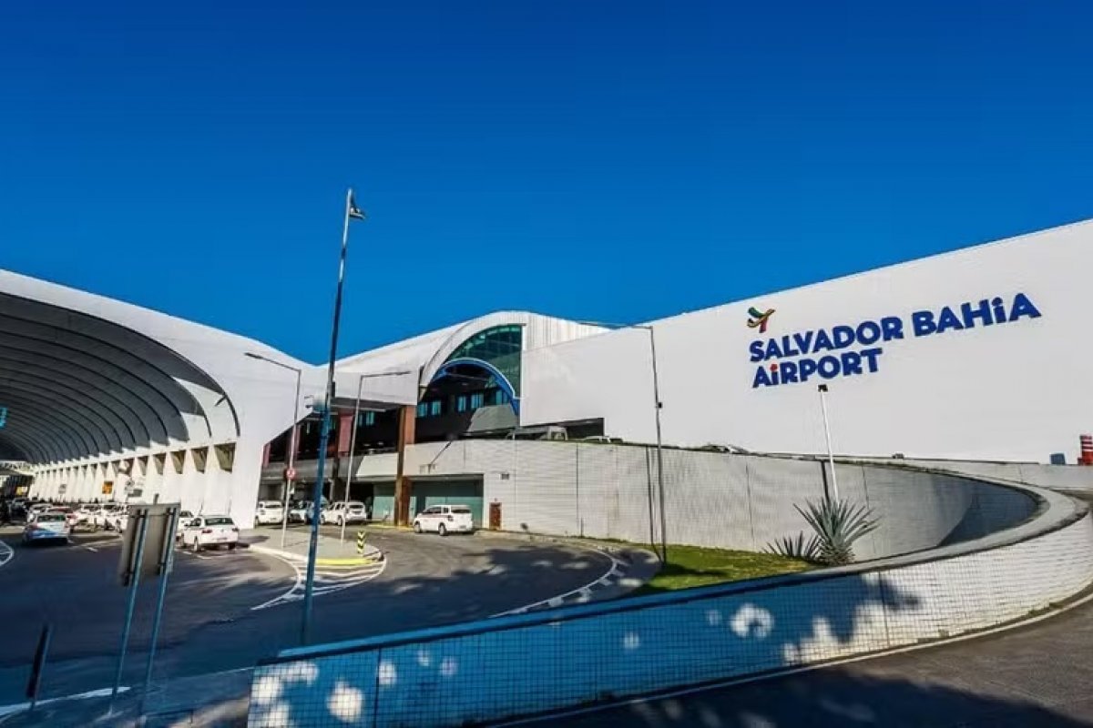 Deputado Federal Pastor Sargento Isidório ingressa com ação no MPF contra KIss & Fly no Aeroporto de Salvador 