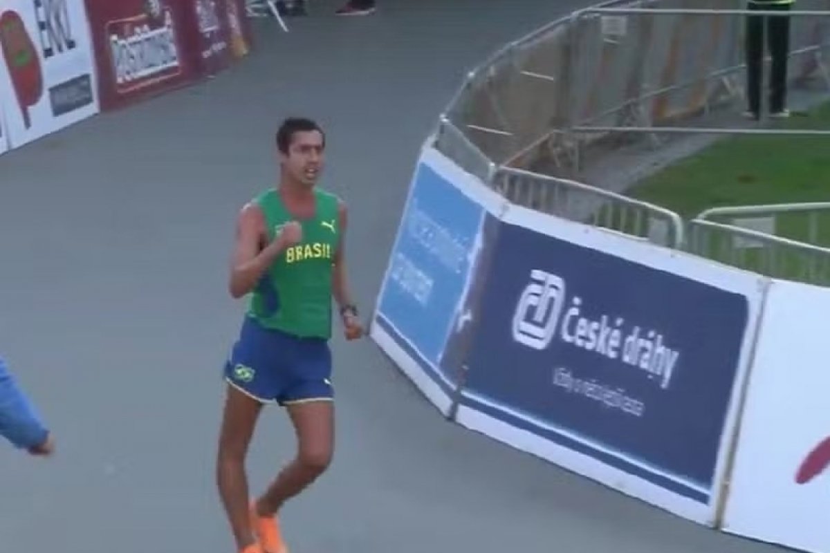Caio Bonfim leva prata em etapa de Circuito Mundial de marcha atlética 