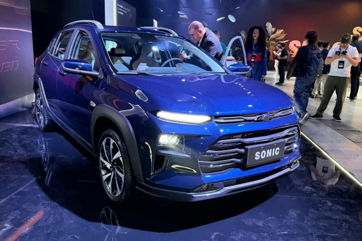 Chevrolet Sonic 2027: preços e conteúdos das versões Premier e RS