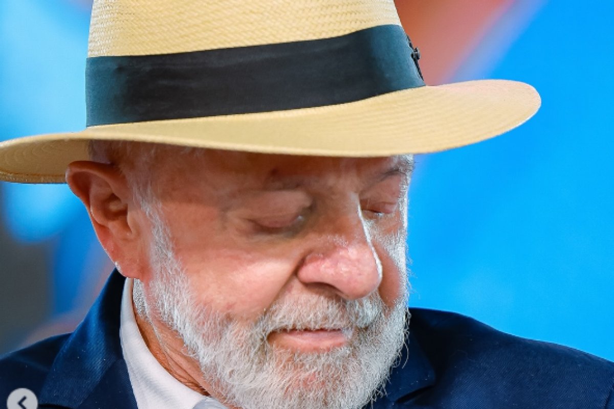 Lula homenageia Dona Lindu no Dia das Mães: 'o maior orgulho da minha vida'