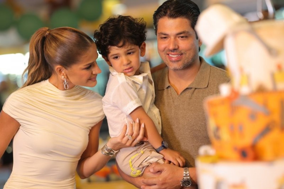 Filho de Thássia Naves celebra 3 anos com festa temática “Joca Under Construction”! 
