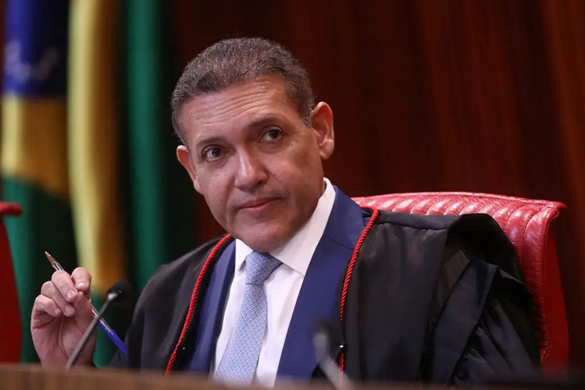 Kassio assume TSE após aproximação com governo Lula e sob desconfiança de aliados de Bolsonaro