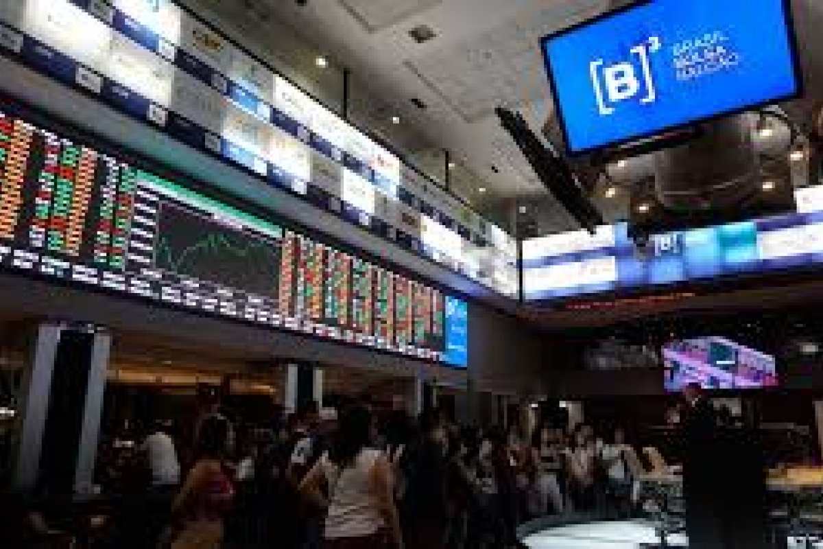 Bovespa desaba mais de 15% e suspende negócios pela 2ª vez
