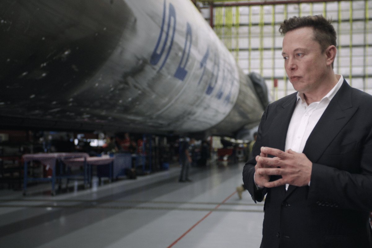 Empresa de Elon Musk propõe entrada na Bolsa de valores americana