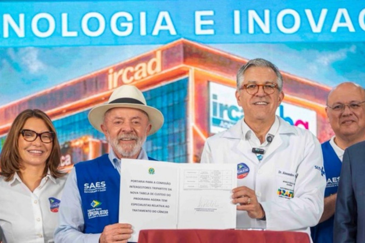 Governo amplia repasses para câncer e anuncia 23 novos medicamentos no SUS