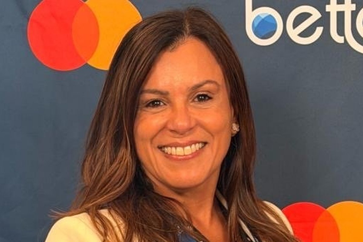 Cirurgiã plástica baiana participa de summit global sobre turismo médico em Palm Beach!