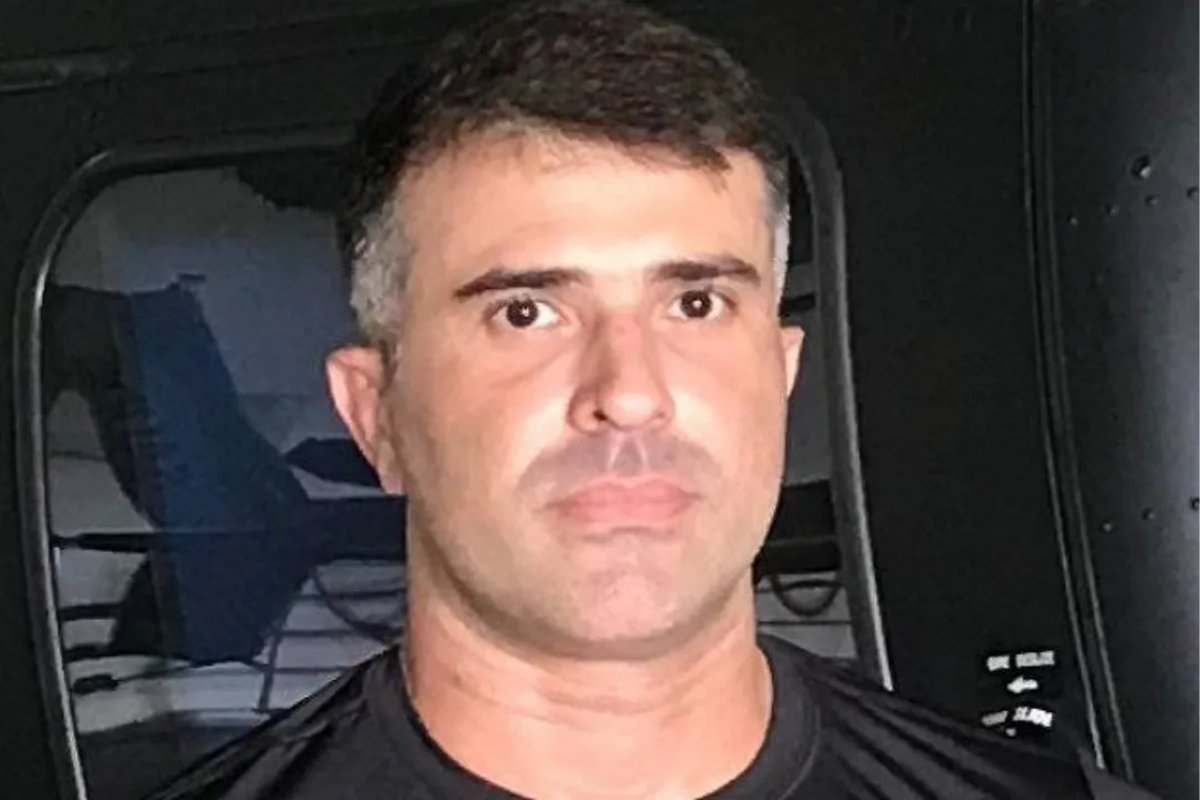 Morre piloto de helicóptero da polícia baleado na testa por fuzil no RJ