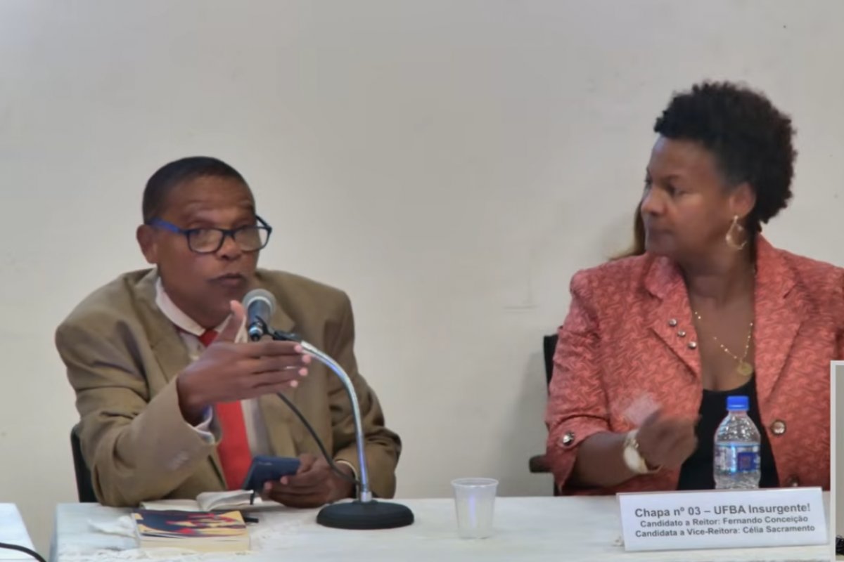VÍDEO: Candidato à Reitoria da UFBA chama aluno de "energúmeno" durante debate