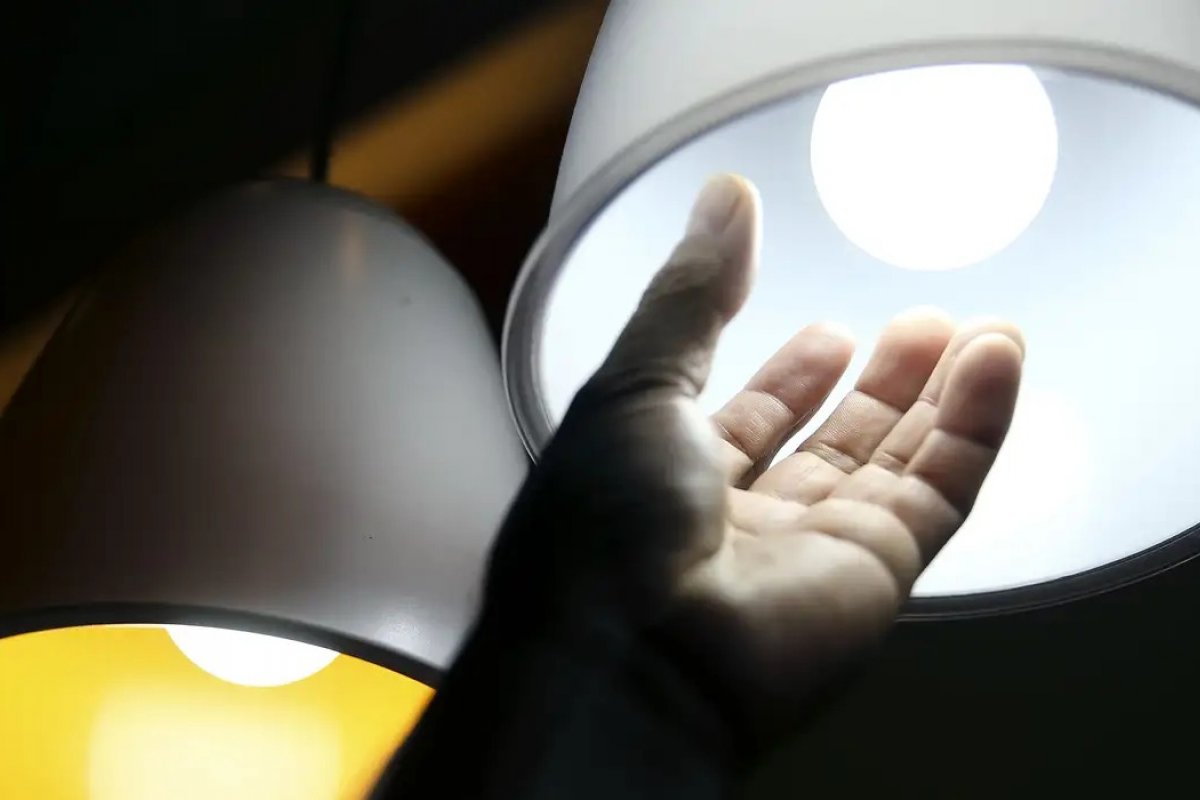 Aneel aprova R$ 5,5 bi para reduzir conta de luz em 22 distribuidoras