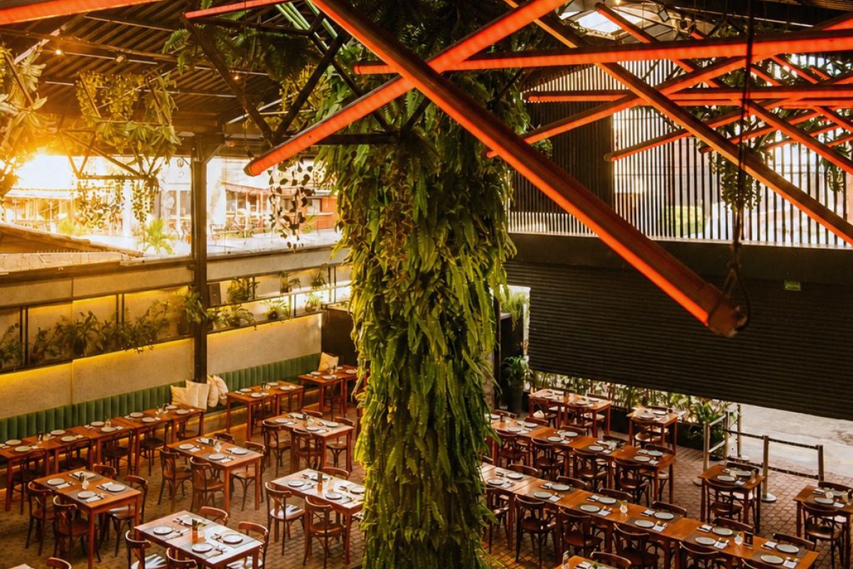 Puxadinho lança Happy Hour na Pituba com menu exclusivo e clima de fim de tarde!
