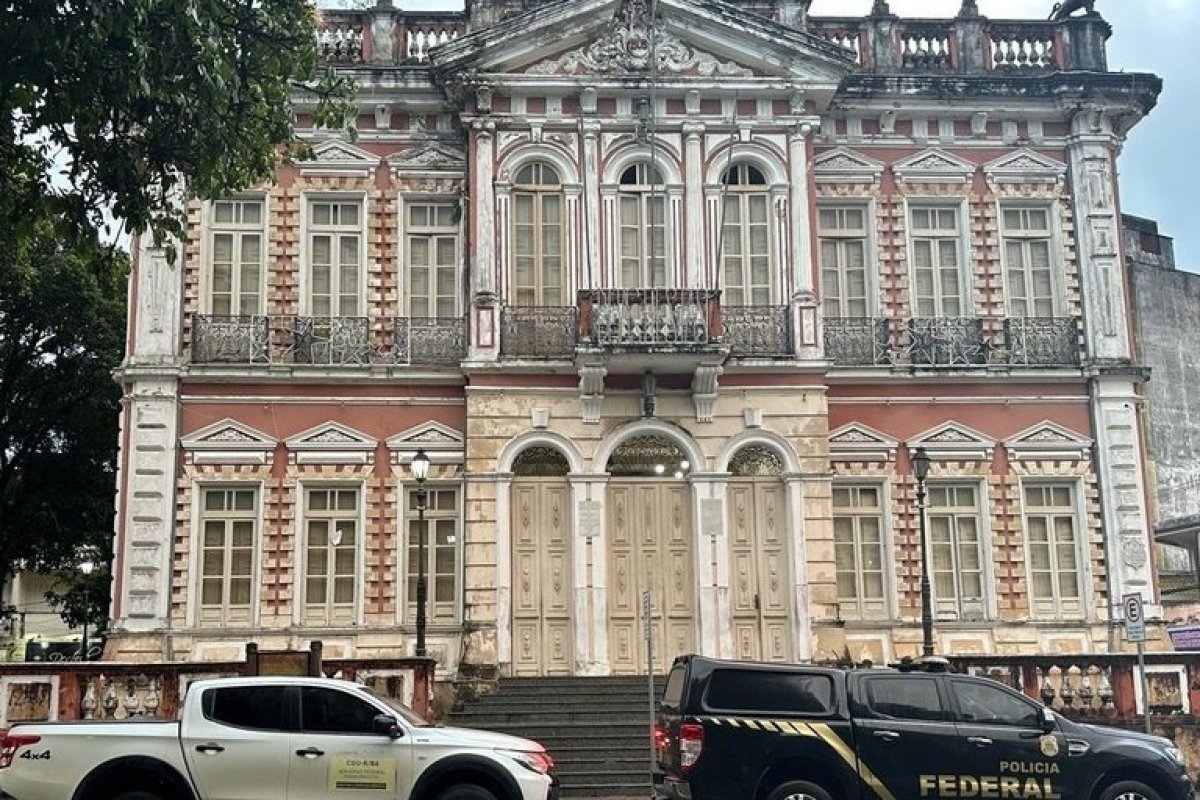 PF investiga suspeita de desvio de  R$ 1,7 milhão em contrato emergencial da merenda escolar de Ilhéus