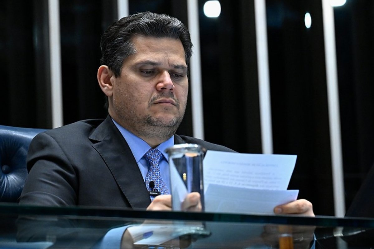Congresso pode derrubar veto que impede recursos federais para cidades da Bahia; medida beneficia 376 municípios