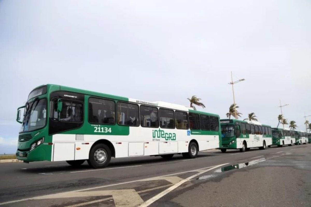 Vídeo: TRT determina frota mínima de ônibus durante greve; rodoviários discutirão decisão em assembleia nesta sexta (22)