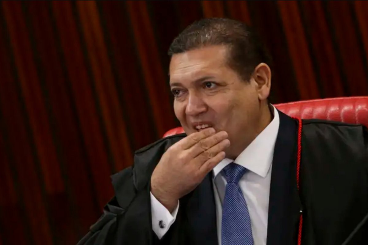 Nunes Marques seleciona ministros que cuidarão das ações sobre propaganda nas eleições, diz coluna