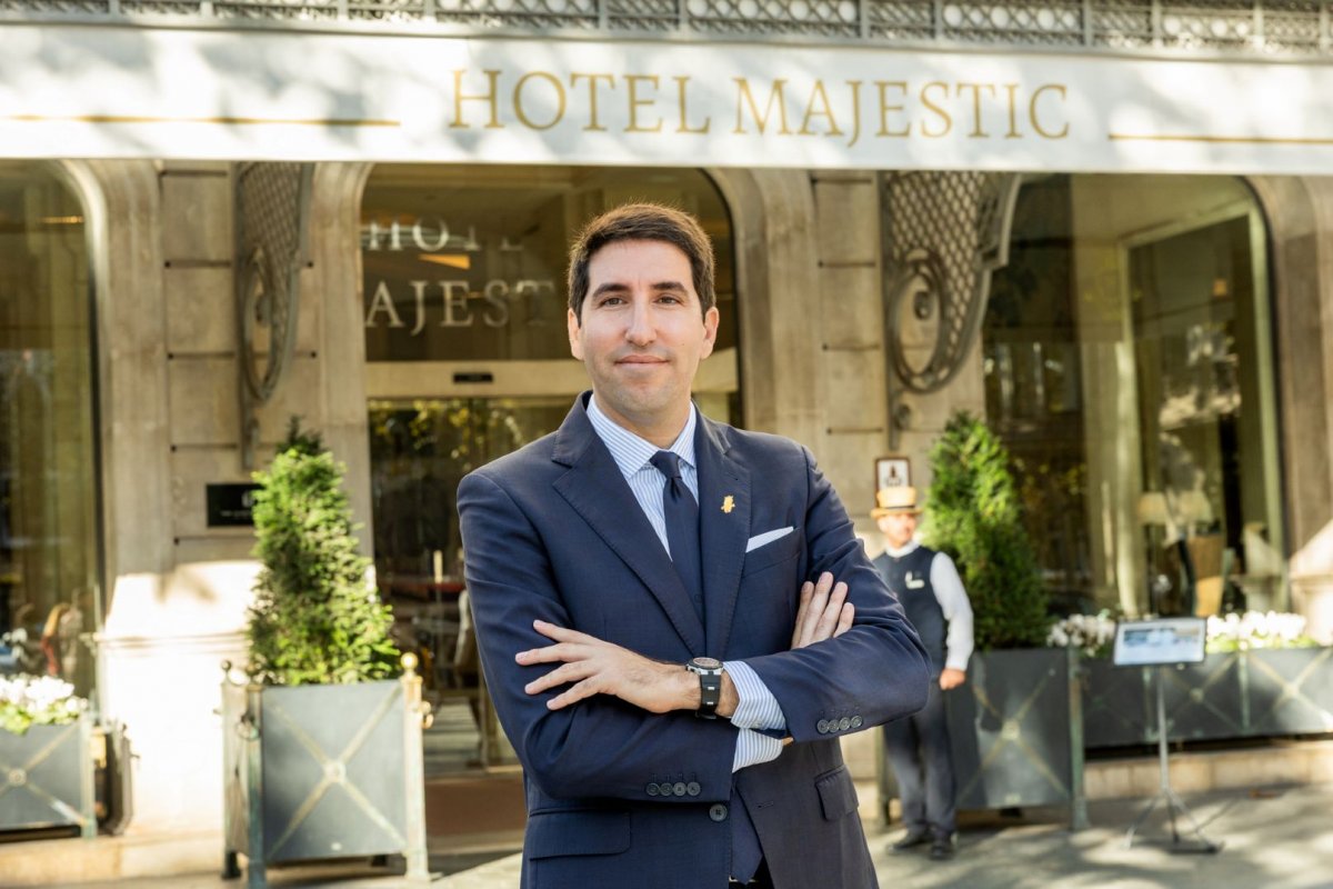 Luis Cobo celebra seis meses à frente do Majestic Barcelona unindo tradição, modernidade e foco no Brasil! 