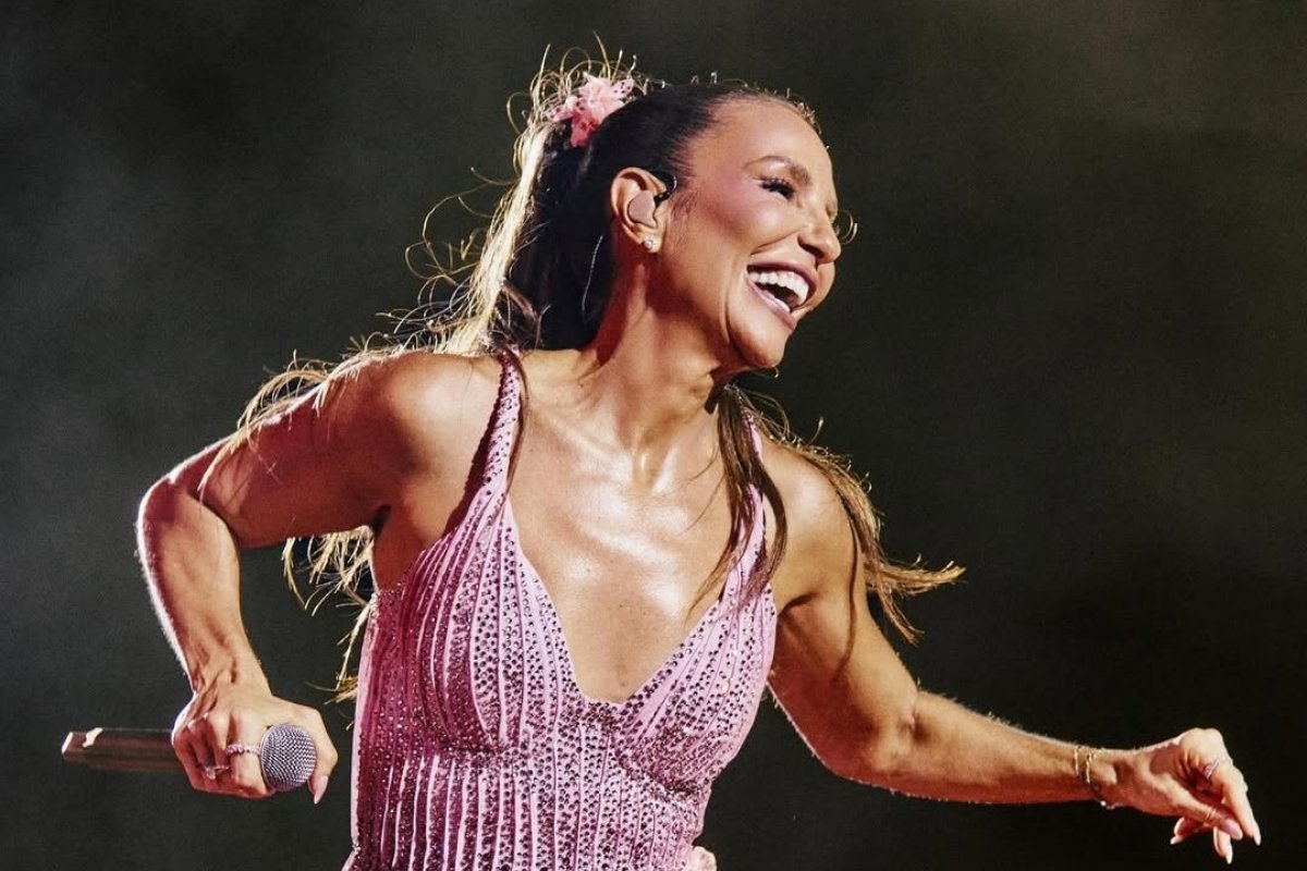 Ivete Sangalo fará show de despedida da seleção antes da Copa