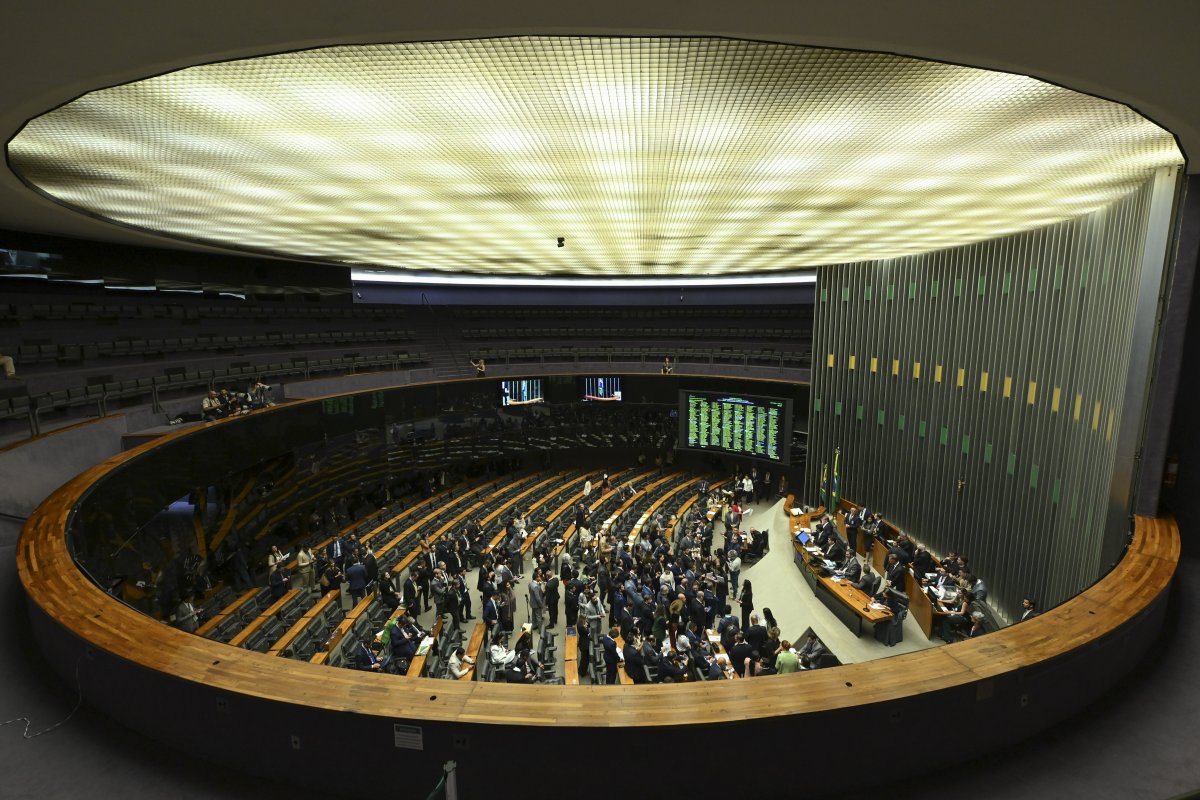 Reforma tributária enfrenta pressão de 50 projetos no Congresso em ano eleitoral