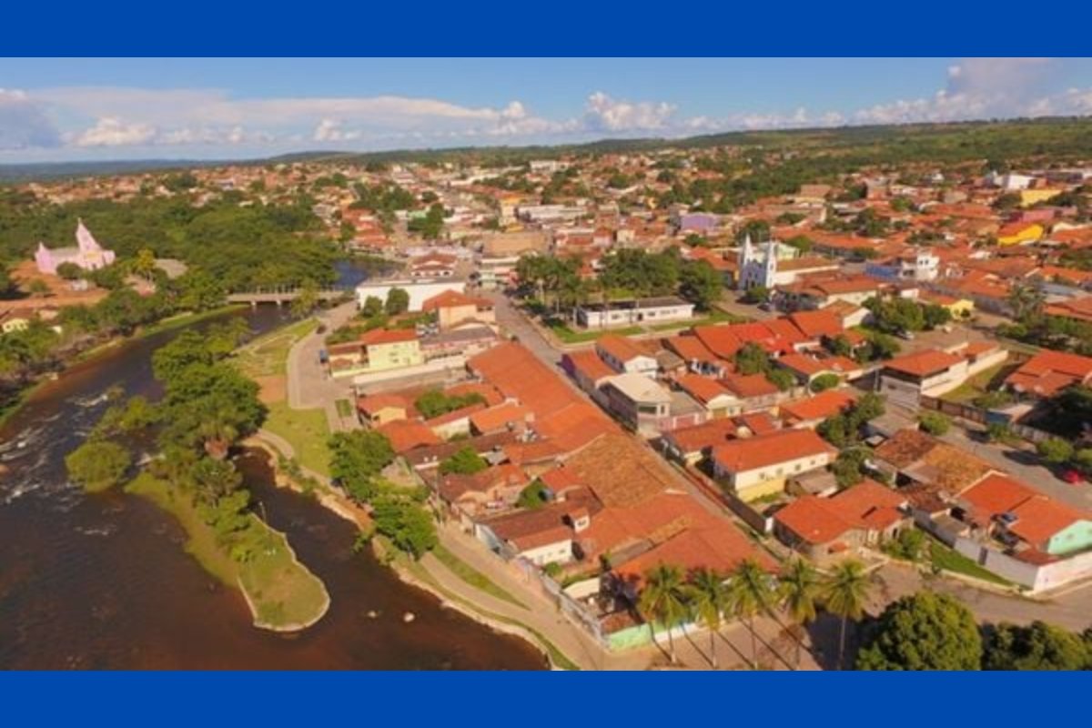 Com salários de até R$ 7 mil, inscrições para concurso de Câmara de cidade baiana encerra nesta segunda-feira (25)