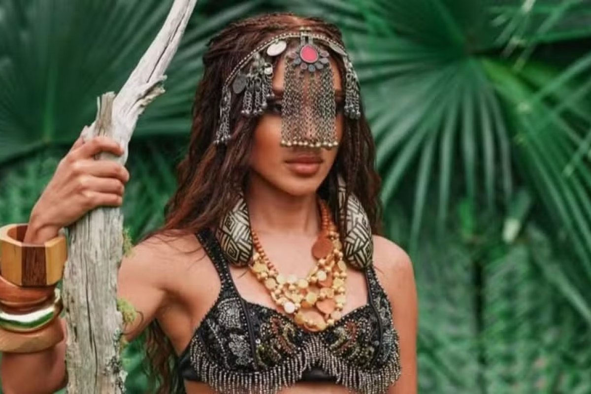 Nova turnê da cantora Anitta será encerrada em Salvador