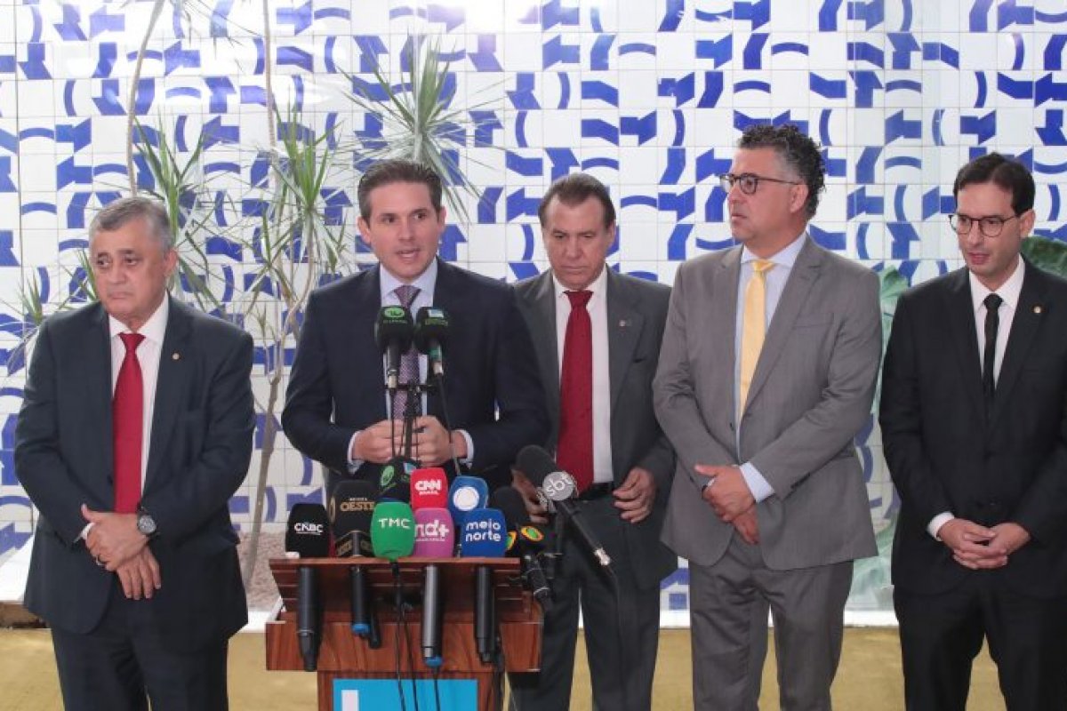 Fim da escala 6x1: Hugo Motta diz que haverá flexibilização para MEIs