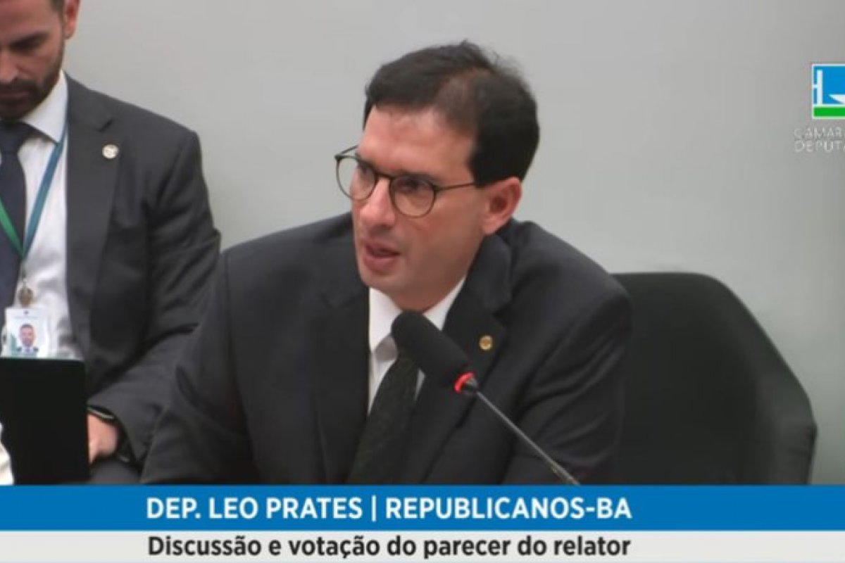 Vídeo: "Não existe defesa da família sem os pais em casa", diz Leo Prates durante leitura do relatório da PEC do fim da escala 6x1