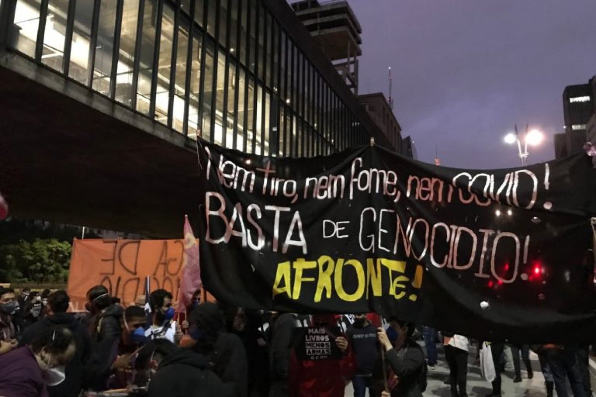 Mais de 75% dos homicídios registrados no Brasil em 2024 foram de pessoas negras