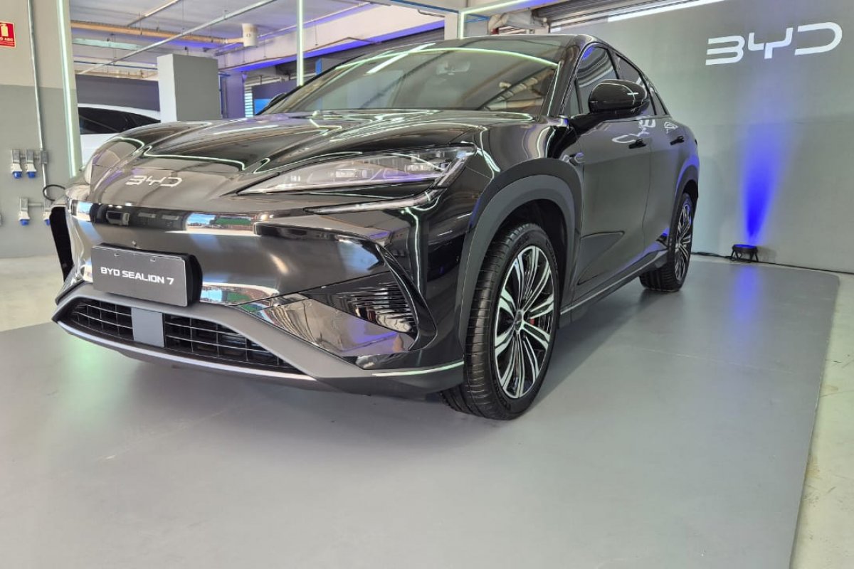 BYD Sealion 7 chega ao Brasil com 531cv por R$ 339,9 mil
